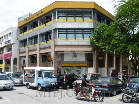 Fotode public bank, petaling jaya, selangor, malaisia. Maybank Damansara Utama Branch, SS 21, Petaling Jaya | My ...