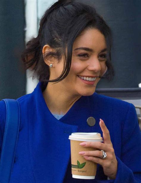 Vanessa Hudgens The Princess Switch Switched Again Coat Uj