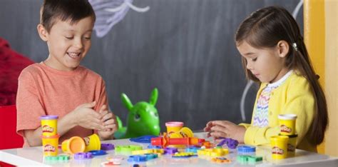 Memilih Mainan Anak Panduan Dalam Memberikan Mainan Untuk Anak
