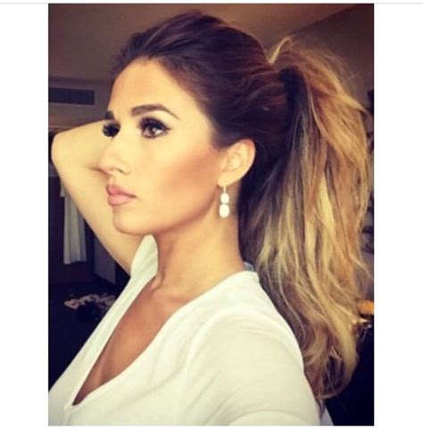 New hampshire if you love country music check out jessie james decker!!! Jessie James Decker | Jessie james decker hair, Wedding ...
