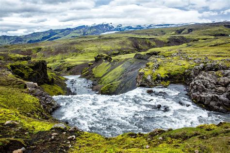 10 Great Day Hikes In Iceland For Your Bucket List Earth Trekkers