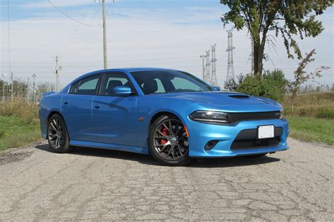 2016 Dodge Charger SRT 392 Summed Up in 9 Real Quotes - AutoGuide.com