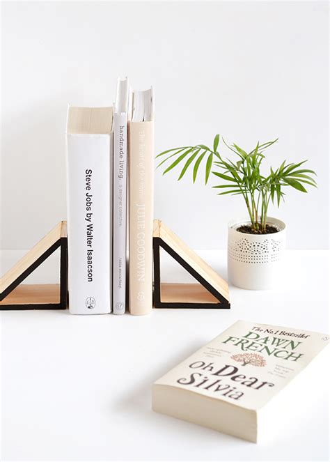 We did not find results for: DIY wood triangle bookends - Make and Tell