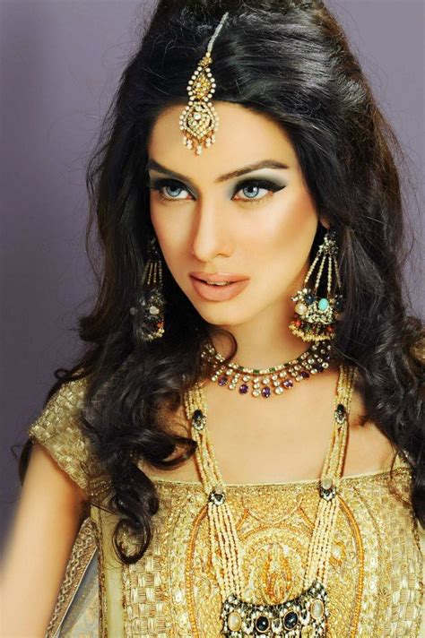 Most of the salons established in islamabad are very well known and provide best quality. Pakistani Bridal Makeup Free Photos | Images Stock Free ...