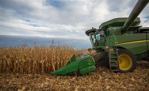 Preparation Is Key To A Successful Corn Harvest Peterson Farms Seed