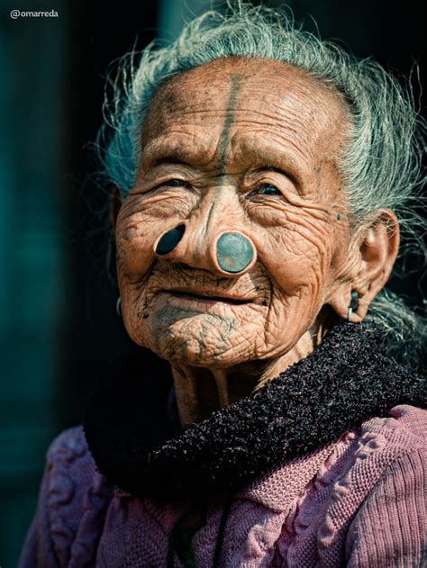 The Joyful Spirit Of The Last Generation Of Apatani Tribe Women With Nose Pluggings Bored Panda