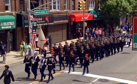 Edge Of The City Forest Hills Memorial Day Parade 2015