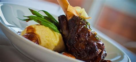 · mix 1 tablespoons of . braised-lamb-shank-minted-gravy | The Exchequer