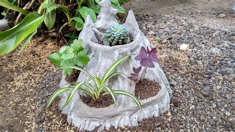 You can create your own designs and have unique flower pots for the house plants and not only, such planters are a great idea for the outdoor space as well. How To Make Stunning Mountain Cement Planter Design Ideas | DIY Concrete Planter Project ...