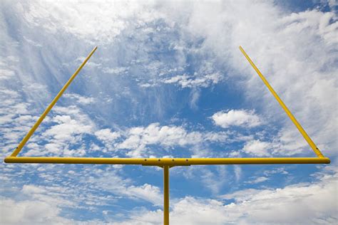 Kicking Field Goal Stock Photos Pictures And Royalty Free Images Istock