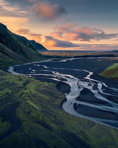 A Beautiful River Valley At Sunrise Iceland Oc 1080x1350 Ig