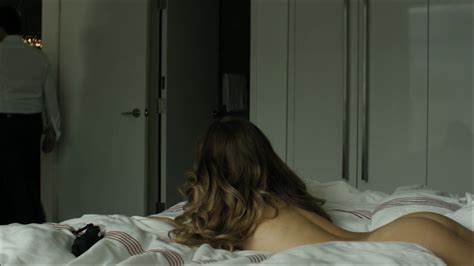 Naked Riley Keough In The Girlfriend Experience Ii