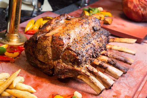 Prime rib, also referred to as standing rib roast, is a beautiful piece of meat. The Best Wine to Pair with Prime Rib (& a Delicious Recipe!) - Vino Del Vida | Cooking prime rib ...