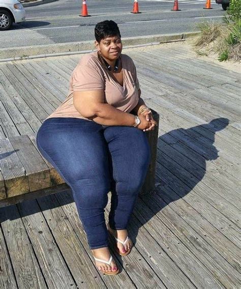Check Out This Beautiful Chubby Women Showing Off In Lovely Pictures