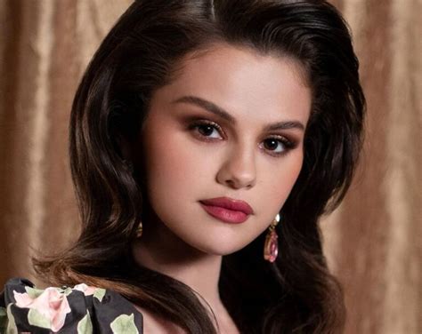 Selena Gómez Biography, Age, Career, Education, Boyfriend, Net worth