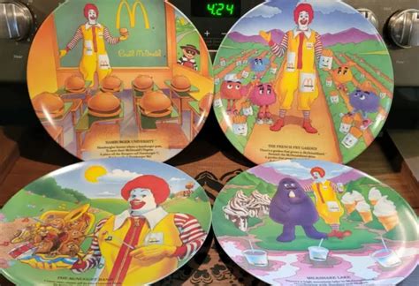 Vintage 1989 Mcdonalds Ronald Mcdonald Set Of 4 Plastic Collectors