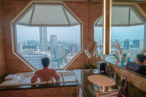 Checking In Worlds Sexiest Hotel Bathroom At The Ritz Carlton Millenia Singapore Random