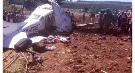 Kenya helicopter crash kills 4 americans, vip pilot. Helicopter crash kills four Americans and their pilot in ...