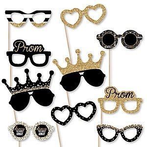 2.5m x 2.5m x 2.5m haven't found a way to import vray materials to marmoset. Results for Prom | Prom theme, Prom photo booth, Prom ...