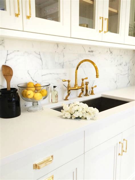 Beckabella Style Swooning Over White Kitchens With Gold Hardware
