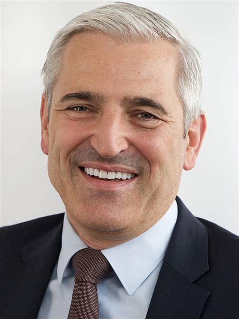 Since 2002 board member rhoen klinikum ag. Mehr als Kreditgeschäft - Profil Magazin