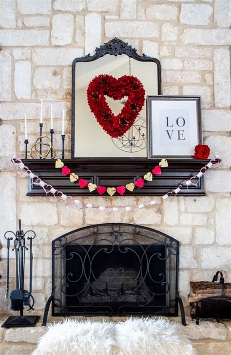 25 Valentine Fireplace And Mantel Décor Ideas Shelterness