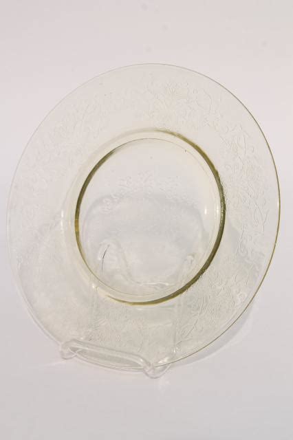 Vintage Depression Glass Yellow Hazel Atlas Florentine 2 Poppy Plates