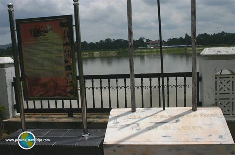Jalan bota kiri is a major road in perak, malaysia. Pasir Salak Historical Complex
