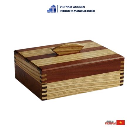 Wooden Customized Box With Elegant Handle Wczb12