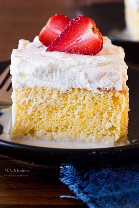 Mexican Tres Leches Cake pastel de tres leches