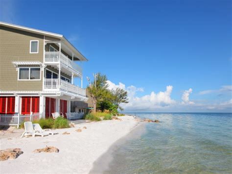 Looking to visit beach bums in anna maria island, fl? Top 5 Luxury Vacation Rentals in Florida | AnnaMaria.com