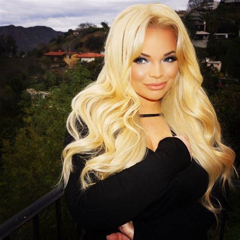 Trisha Paytas Just A Small Town Girl Living In A Lonely World