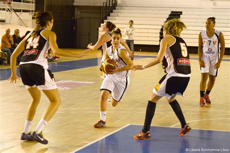 Connaitre les variations du basketball. Basket-ball, N1F. Ifs - Mondeville B, un derby joué d ...