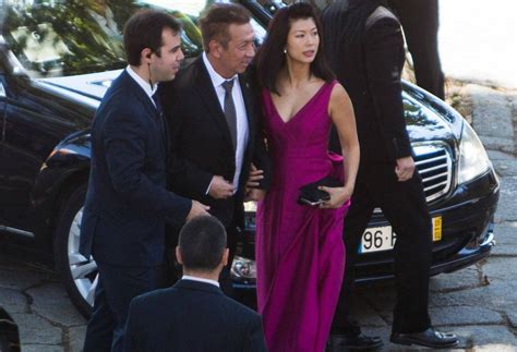 Maybe you would like to learn more about one of these? Peter lim, propietario del valencia y de los... | Loc | EL ...
