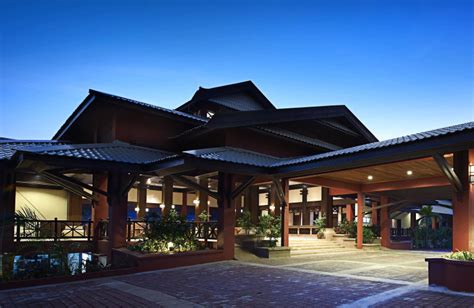 Stay at this golf resort in kuala terengganu. Berjaya Redang Golf & Spa Resort (Kuala Terengganu ...