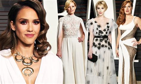 Jessica Alba Wears Plunging White Gown At Vanity Fairs Oscar 2016 Bash Daily Mail Online