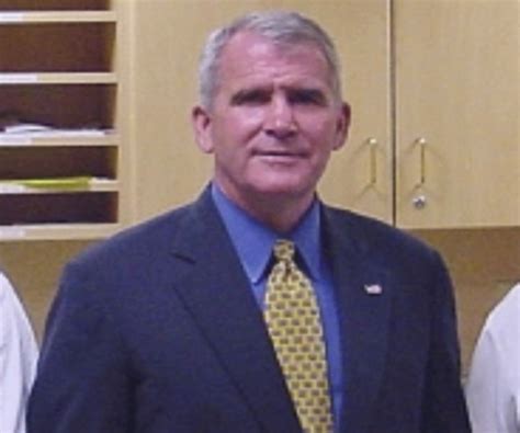 Oliver North Biography Childhood Life Achievements And Timeline