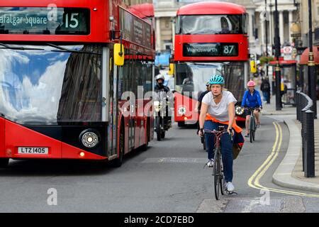 Nackte Frau Reiten Ein Fahrrad London Naked Bike Ride Hyde Park England GB UK