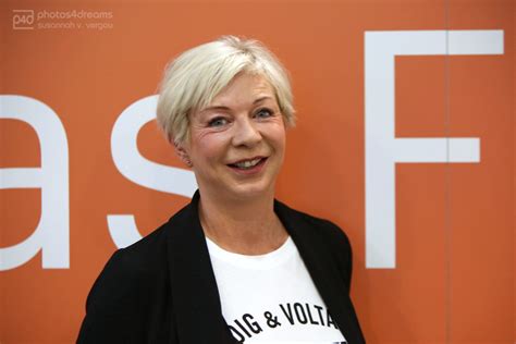 So stellen wir sicher, dass sie die lieferung pünktlich zum erscheinungsdatum des druckfrischen titels erhalten. GERN GELESEN: Kaiserschmarrndrama von Rita Falk - Magazin-News
