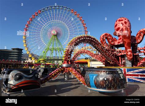 Amusement Park Ride In Santa Cruz De Tenerife Spain Stock Photo Alamy