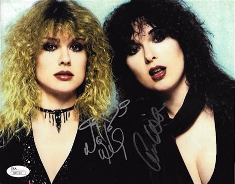 the heart band sisters 33 lovely pics of ann and nancy wilson together in the 1970s and 1980s