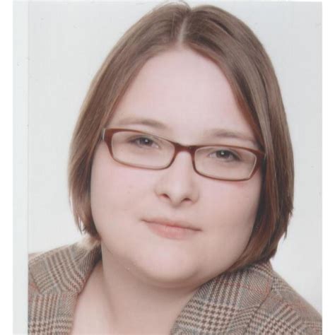 Nach ihrem ältesten sohn lennox, der aus der beziehung mit kameramann florian könig (52) stammt, und den gemeinsamen kindern luna und lio mit ihrem aktuellen partner benjamin baarz, ist. Saskia Schöneberger: Ausbildung und Berufserfahrung | XING