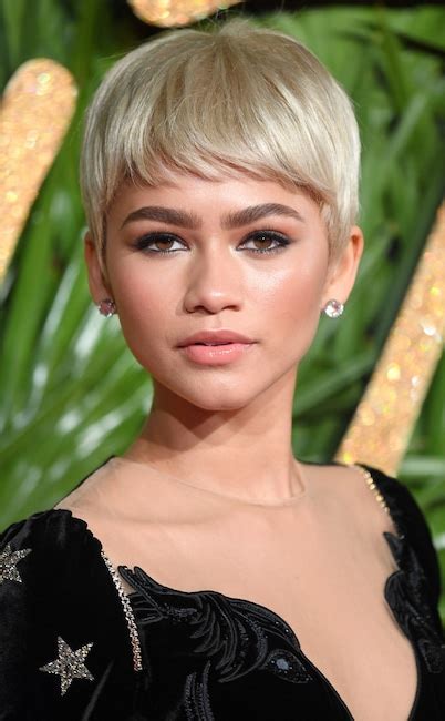 Short Hair Inspiration This Way—the Best Celebrity Cuts E News