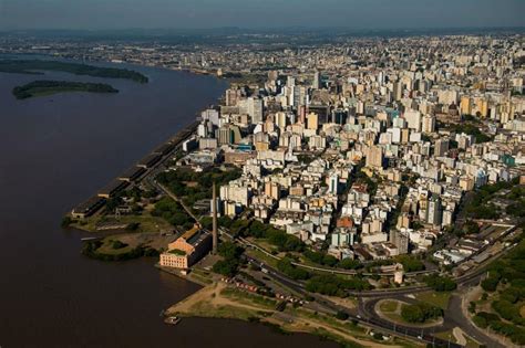 Porto alegre (cs) capital de estado de rio grande do do sul, brasil (nb); Turismo en Brasil: Porto Alegre (Rio Grande do Sul)
