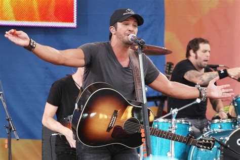 The singer made more jokes as he struggled to open the envelope, telling the couple, you really sealed the s finally, bryan revealed that the couple is expecting a baby girl. Luke Bryan Picture 34 - Luke Bryan Performs Live as Part ...