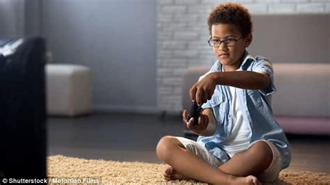 Nhs Addiction Clinic Launches For People Addicted To Online Computer Games Daily Mail Online