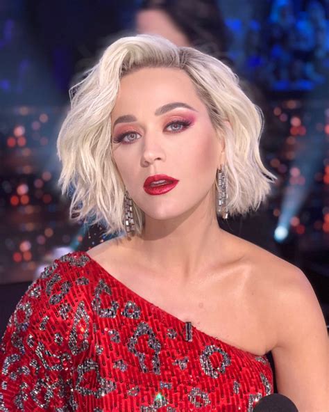Aggregate 90 Katy Perry Current Hairstyle Vn