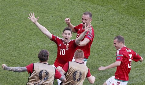 Lengyelország másfél perc után megszerezte a vezetést, miután lewandowski jól ért. A magyar-portugált is beválasztotta az UEFA az Eb öt legjobb meccse közé | M4 Sport