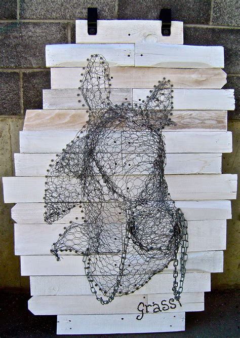 Horse Head Sculpture Made Of Reclaimed Materials Chicken Wire Pallet