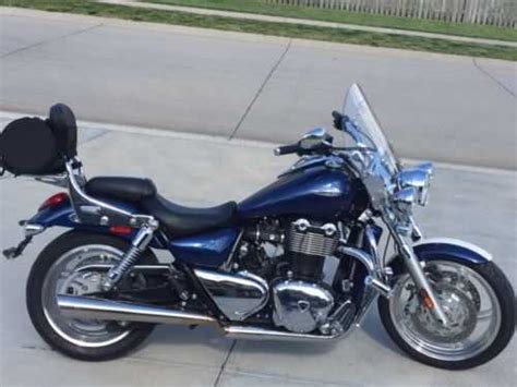 Most notably, the triumph thunderbird sport featured two upswept exhaust pipes on the bike's right side which was a hallmark of triumph's legendary x75 hurricane with its three upswept mufflers. Triumph Thunderbird 1600 For Sale Used Motorcycles On ...